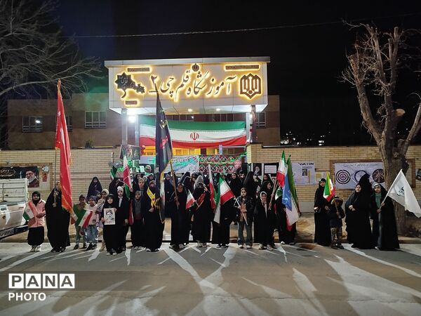 موکب دانش‌آموزی در سوگواره اربعین شهادت رهبر انقلاب و شهدای دانش‌آموز میناب