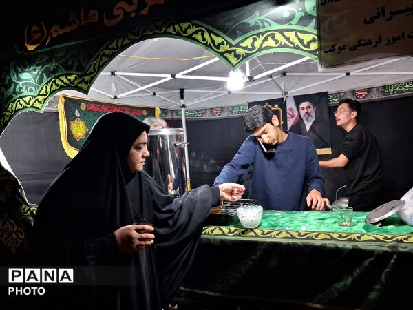  خدمات رسانی موکب ها در بلوار فضل نیشابور