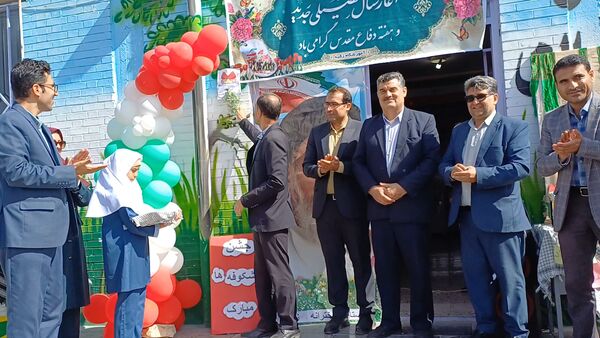 آیین جشن شکوفه‌ها در دبستان زکیه شیروان