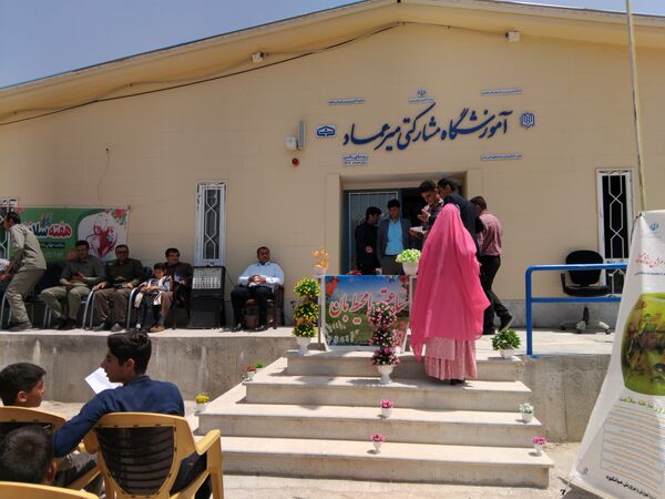جشن هفته سلامت در روستای رفن