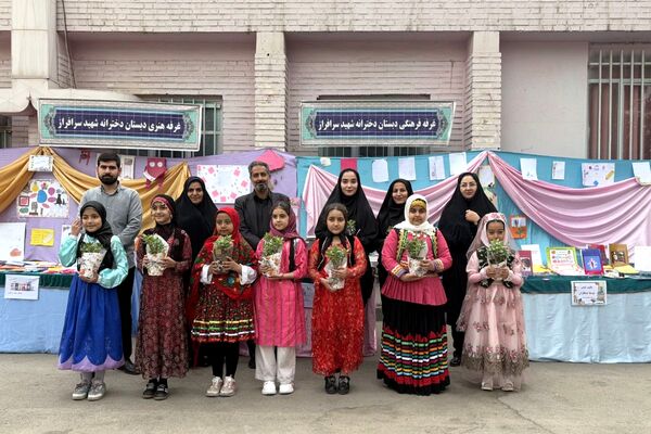 نسیم دانایی در مدرسه شهید سرافراز اسلامشهر وزیدن گرفت