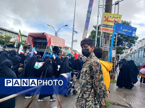 راهپیمایی مردم فریدونکنار در یوم الله 22 بهمن