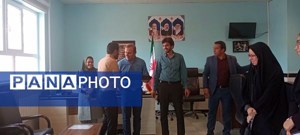 تقدیر از دانش‌آموز خبرنگاران پانا در شهرستان سملقان