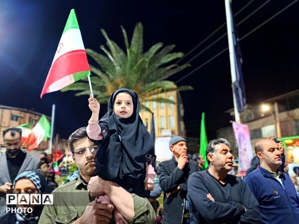 اربعین رهبر شهید انقلاب و شهدای میناب در گلوگاه 