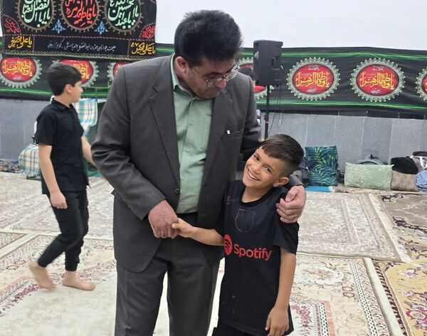 بازدید مدیر آموزش‌وپرورش شهرستان بافق از اعتکاف دانش‌آموزان