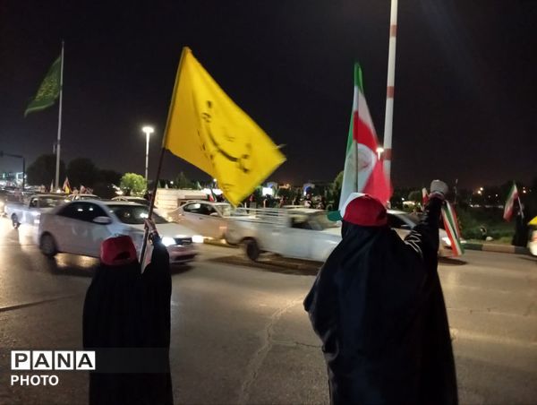 میدان‌داری مردم دارالعباده در میدان امام حسین (ع) یزد