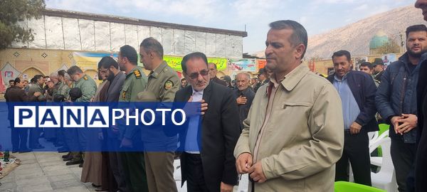 یادواره شهدا هشت سال دفاع مقدس در لردگان 