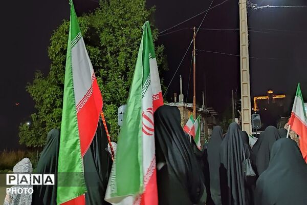 حضور تاریخ ساز و سراسر حماسه مردم در خیابان های شهر بار