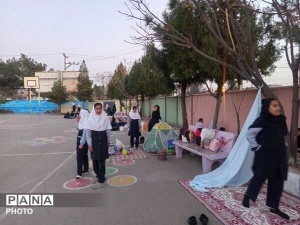 افطاری در دبستان سمیه