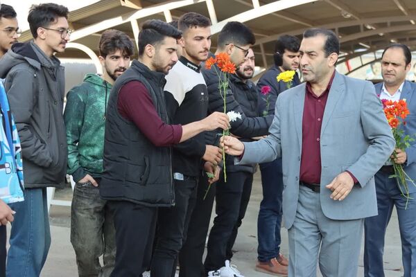مراسم غبارروبی و عطرافشانی گلزار شهید گمنام دانشگاه فرهنگیان