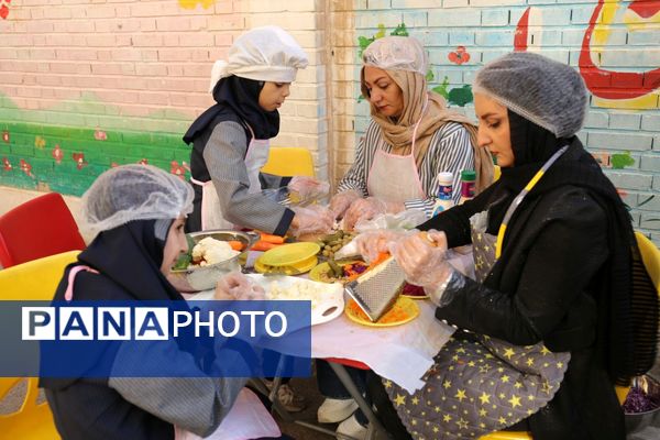 جشنواره مادر و دختری در دبستان زینبیه تبریز