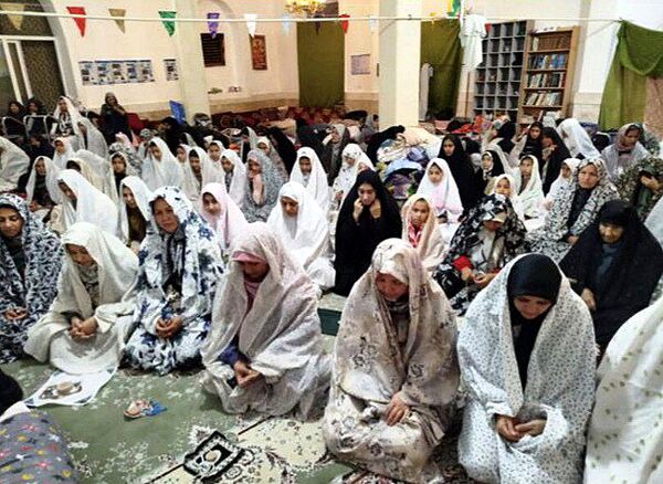 اعتکاف دانش آموزی در مساجد شهرستان مانه 
