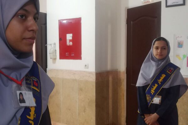 گرامیداشت هفته سلامت روان در دبیرستان بعثت ناحیه یک شهرری