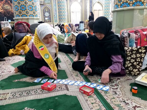 سکوت دل‌ها و طنین دعا بر فراز آسمان‌ بروجن