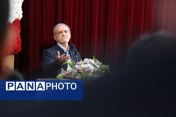 حضور رئیس‌جمهور در قلب جنوب شرق استان تهران؛ «گام‌های استوار برای توسعه قرچک، پیشوا، ورامین و پاکدشت» 