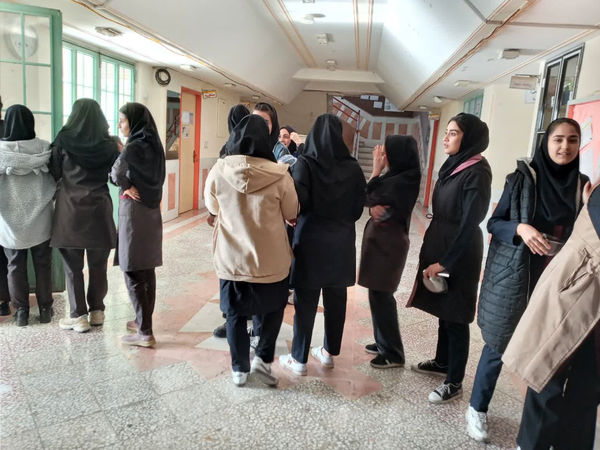 مراسم سوگواری شهادت بانوی دو عالم در دبیرستان میعاد قم