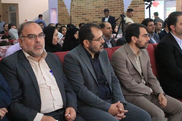 جهت افتتاح پروژه‌های عمرانی در همدان