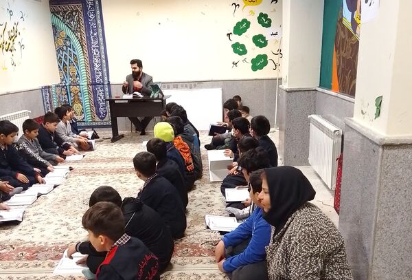 محافل انس با قرآن همزمان با ایام ماه مبارک رمضان در مدارس پردیس 