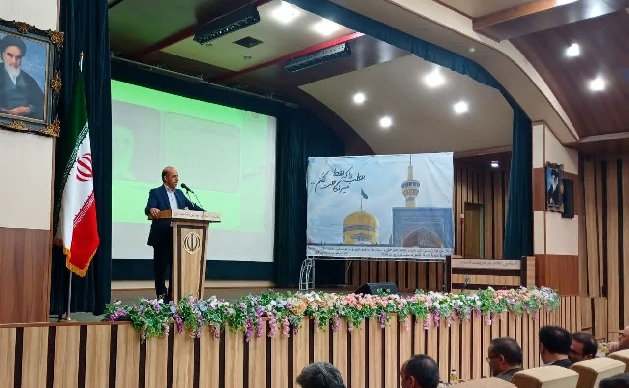 رئیس‌جمهوری به نظام تعلیم و تربیت اهتمام ویژه‌ای دارد