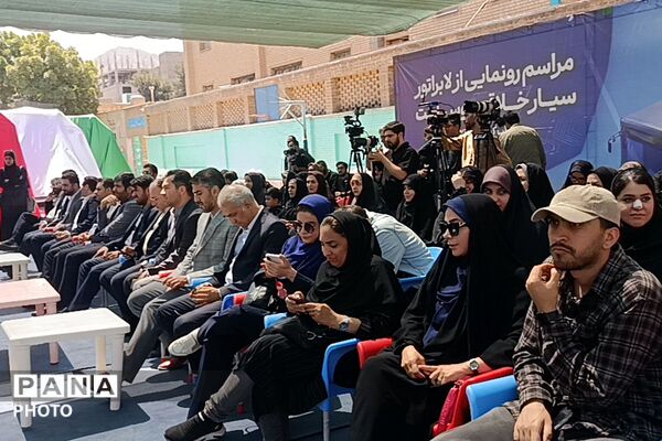 لابراتوار سیار خلاقیت و ساخت در مدرسه مهندس وحید کیهانی