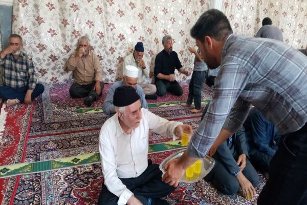 نماز جمعه در شهر تیتکانلو 