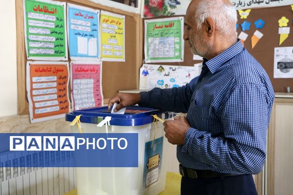 حضور پرشور مردم گلستان پای صندوق‌های رأی