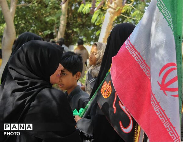 دلدادگان حسینی در سوگ علمدار کربلا گریستند