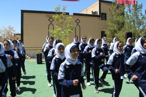 المپیاد ورزشی در دبستان غیرانتفاعی امام صادق(ع) شهرکرد