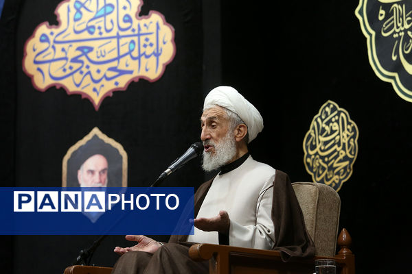 عزاداری شب شهادت امام باقر(ع) در حرم کریمه اهل بیت