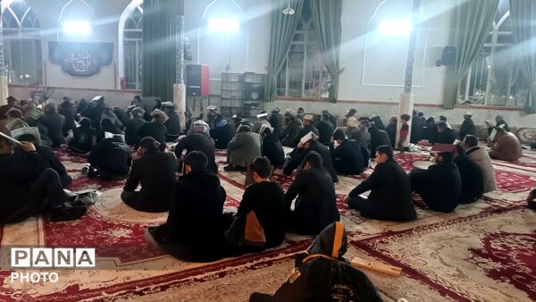 مراسم شب قدر در امامزاده سید محمد (ع) کاشمر 