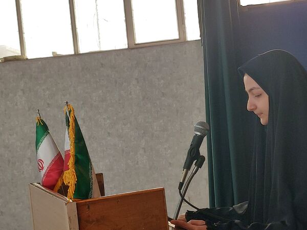 جشن ولادت امام حسن عسکری(ع) در دبیرستان شاهد شهید کلانتری ناحیه 1 کرج 