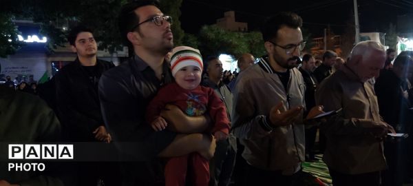  شب دلدادگی در حسینیه فضل قرارِ عاشقان با امام زمان (عج)