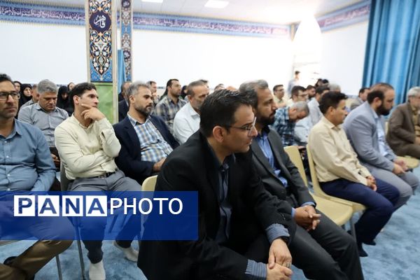 نشست بصیرتی با موضوع مشارکت حداکثری در انتخابات ریاست‌جمهوری در اسلامشهر 