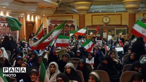 مراسم گرامیداشت شهدای استان چهارمحال و بختیاری در جنگ رمضان