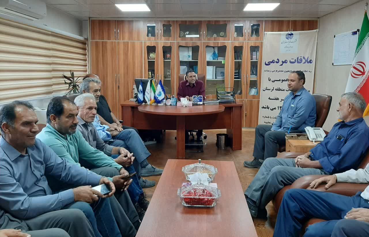 وحدت در عمل؛ گفت‌وگوی بی‌واسطه مردم با مدیر مخابرات لرستان