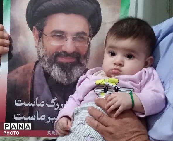 حضور کودکان غیور دهه نودی در راهپیمایی هر شب
