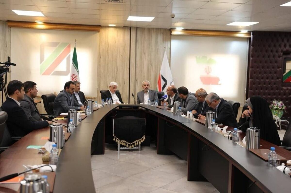 عارف: مسئولان کشور هیچ اختلافی درباره متن و پیشنهادات مذاکره ندارند