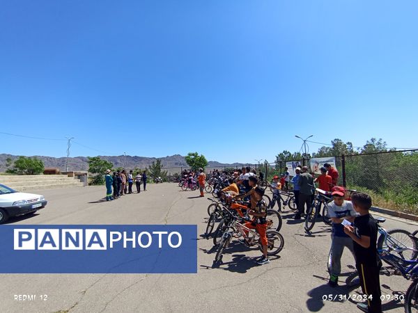 برگزاری همایش دوچرخه‌سواری در شهرستان باخرز 