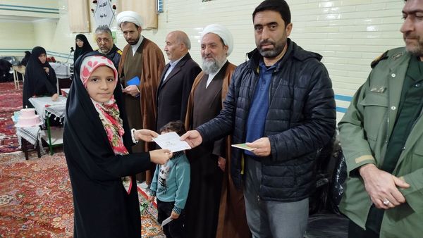 بدرقه دانش‌آموزان معتکف در شهرستان هوراند