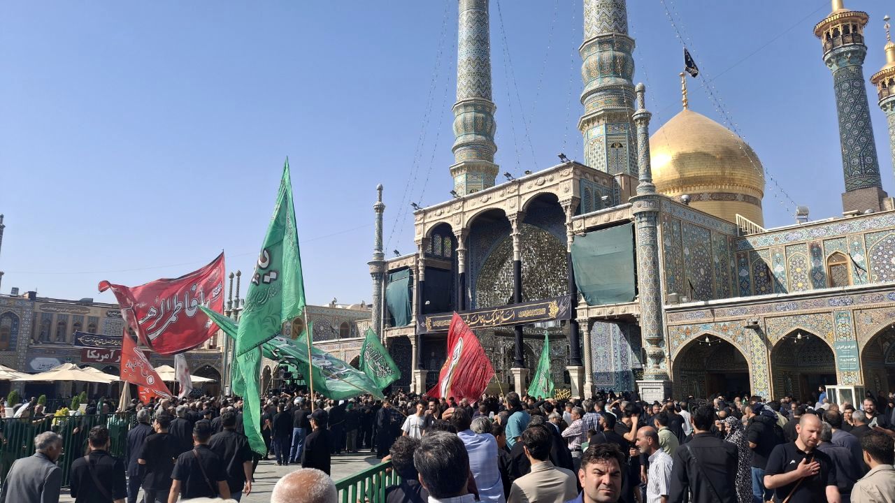 روایت اشک و ارادت عاشقان در سوگ وفات حضرت معصومه(س)