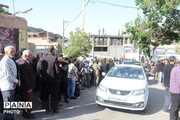 خاکسپاری دو شهید جنگ سوم در گلزار شهدای روستای فردو