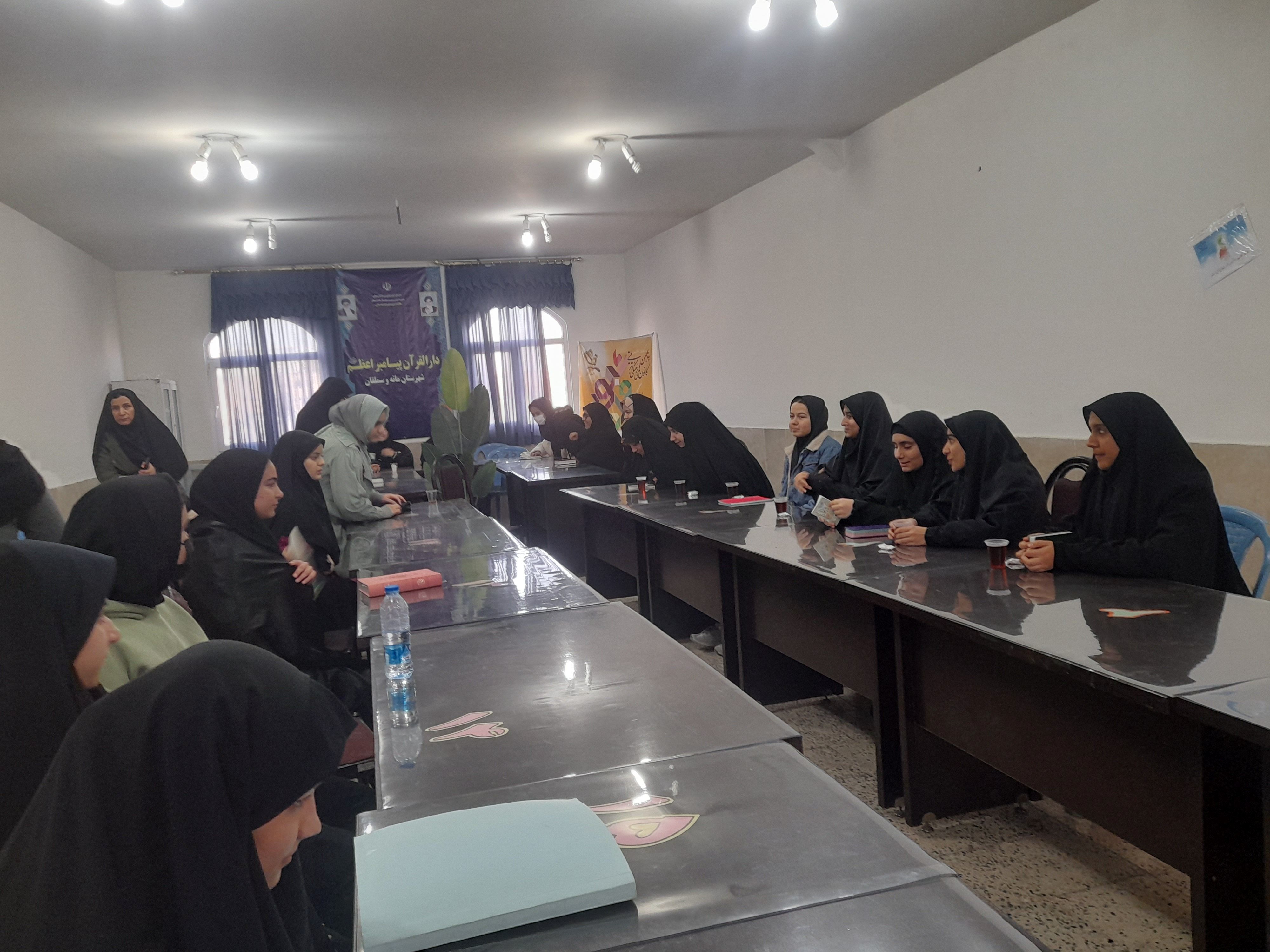 آزمون حفظ قرآن، قرائت و دعاخوانی دختران سملقان