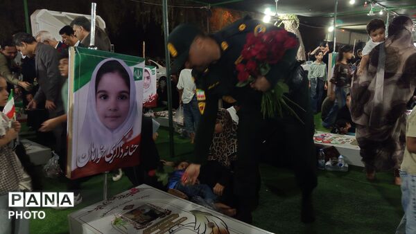 حضور معاون حقوق بشر وزیر دادگستری در گلزار شهدای شجره طیبه میناب