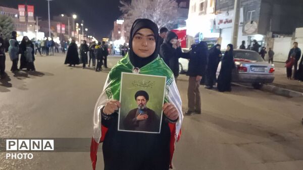 پدر از میان ما رفته ولی پسرش باز علمدار شده 