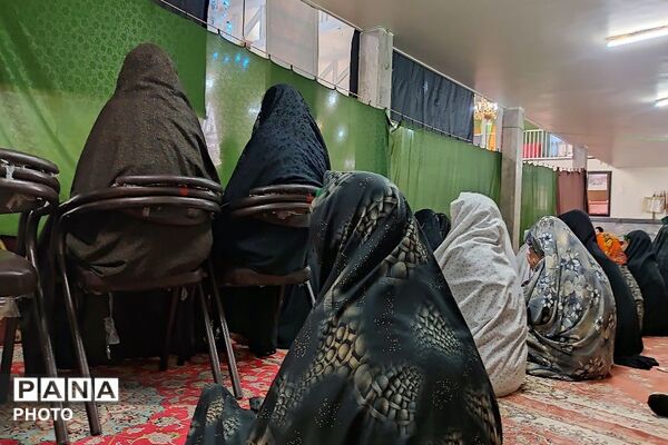 اقامه نماز جمعه در آخرین هفته  ماه مبارک رمضان در شهر بار نیشابور