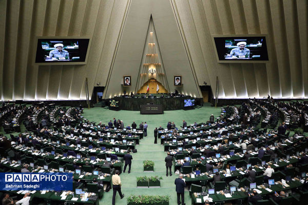 مجلس با کلیات لایحه بودجه سال آینده موافقت کرد