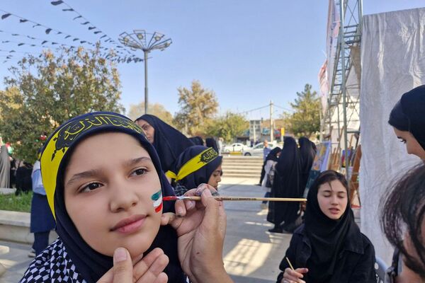 فریاد استکبار ستیزی از ورامین طنین انداز شد