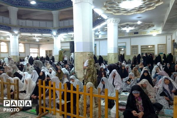 نماز جمعه شهرستان پیشوا؛ تجلیل و تکریم جایگاه امور تربیتی پس از خطبه‌ها