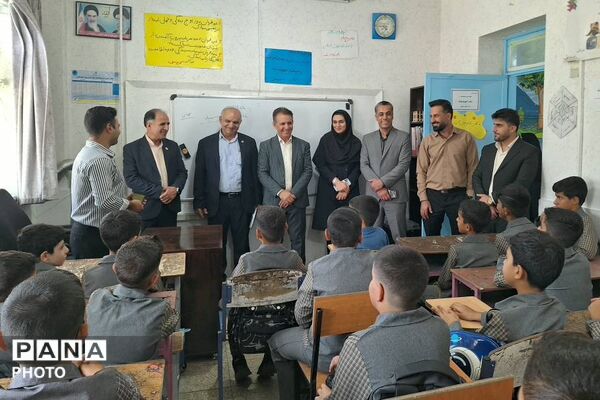 طنین زنگ مهر و مقاومت در مدارس خفر