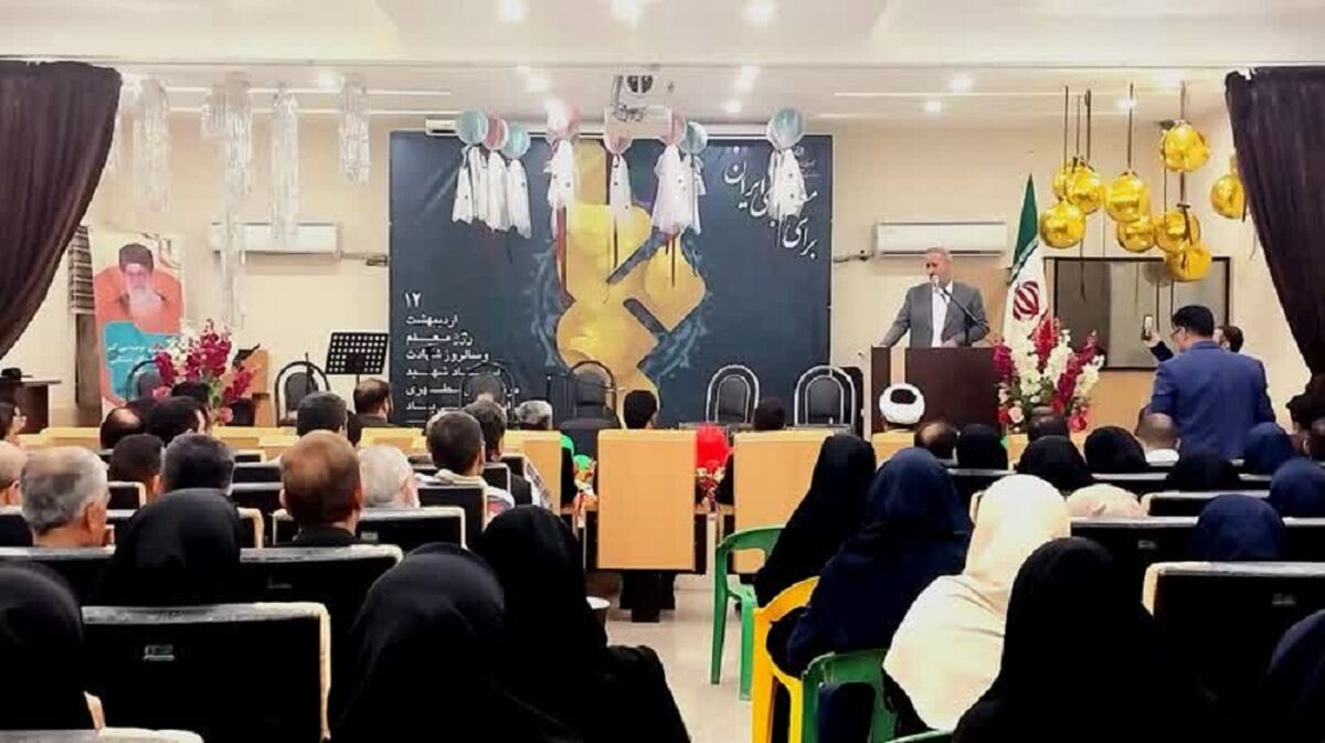 روایت‌نگاری دانش‌آموزخبرنگار پانا از آیین تجلیل از فرشتگان زمینی خوزستان